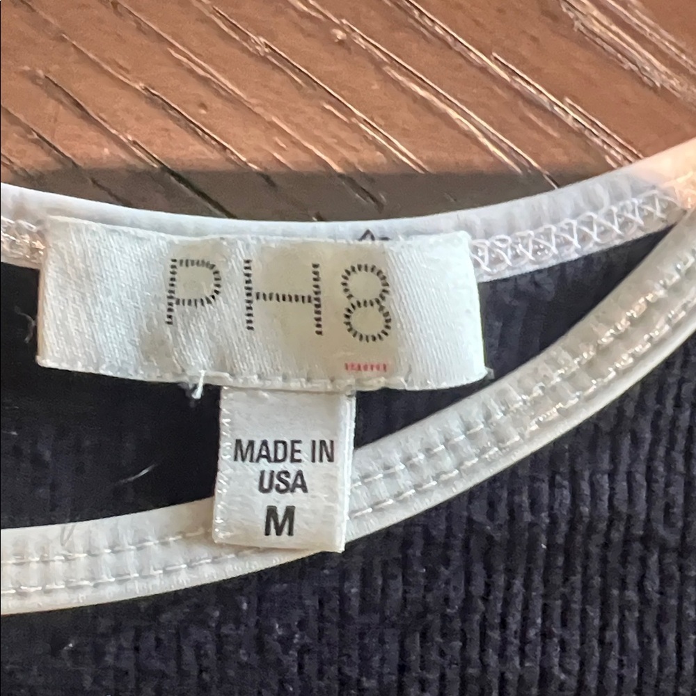 Tank top - Picture 2 of 5